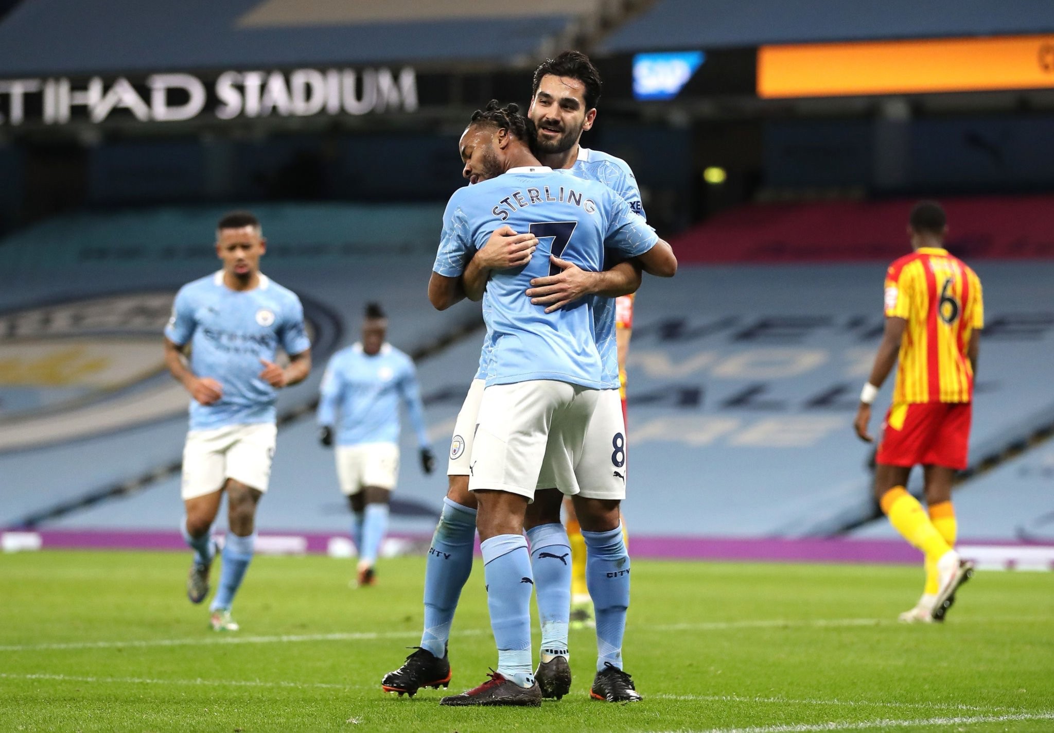 表现出传统 表现出传统