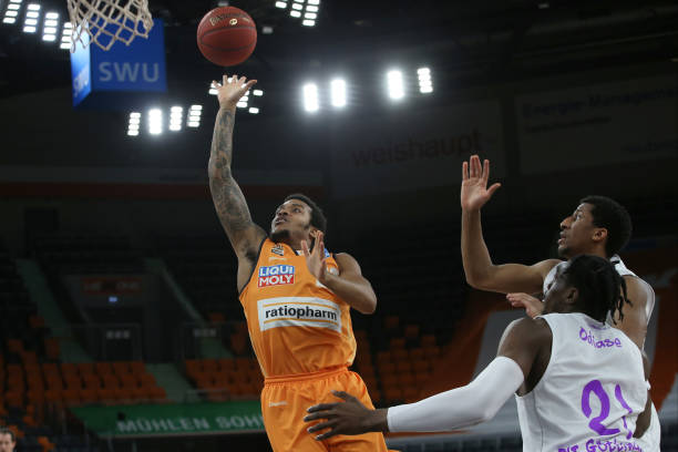 鹈鹕队的挑 鹈鹕队的挑